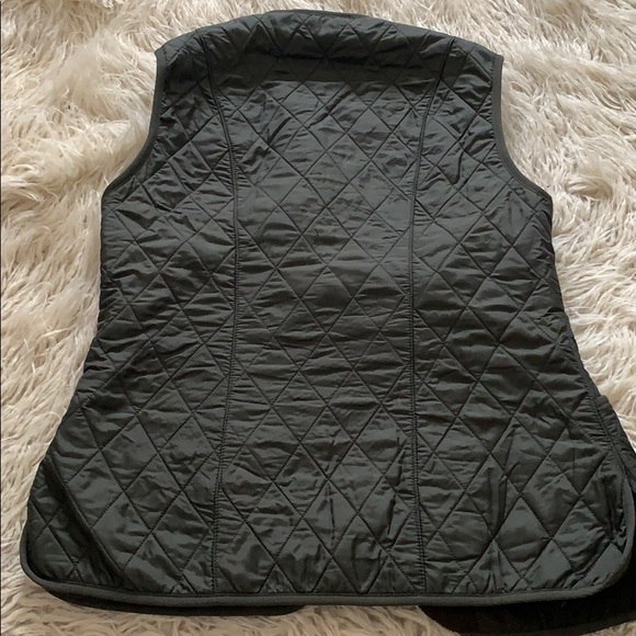 Barbour Betty Diamond-Quilted Vest - Picture 4 of 4